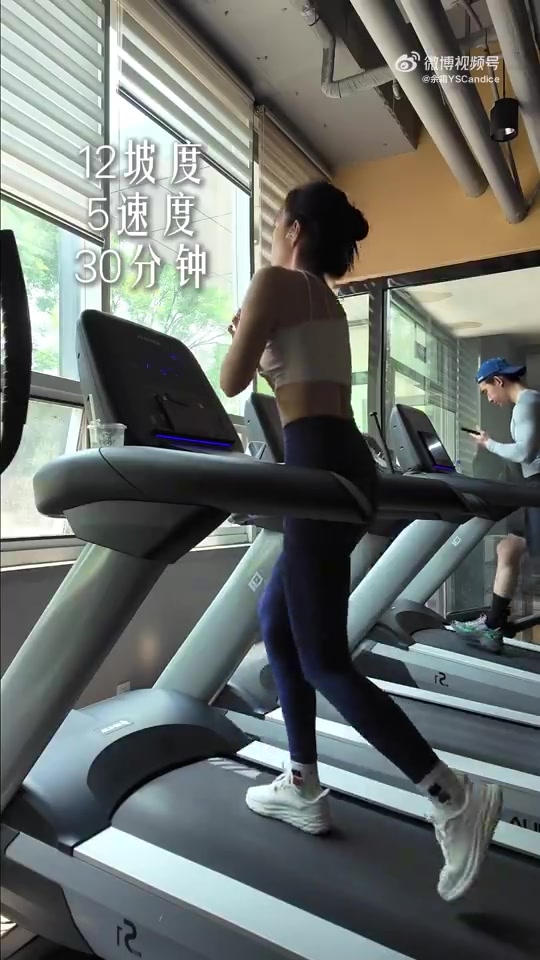 mk体育余霜发布工作VLOG:北京主持VLOG最终章!来啦!